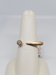 Yellow Gold Diamond Ring-image